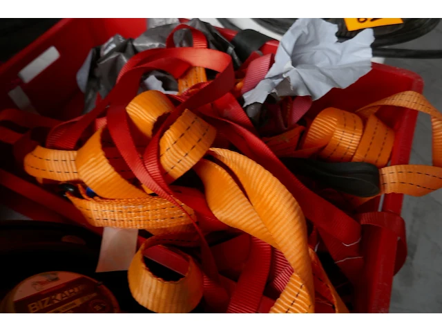 Spanbanden en ratels + handmatige kettingkabel - afbeelding 5 van  7