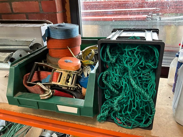 Spanbanden en takels - afbeelding 1 van  4