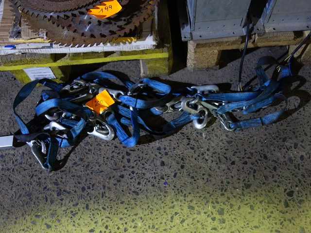 Spanbanden met haken en gespen - afbeelding 1 van  1