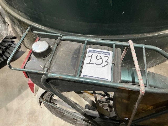 Spartant damesfiets met brandstofmotor - afbeelding 5 van  5