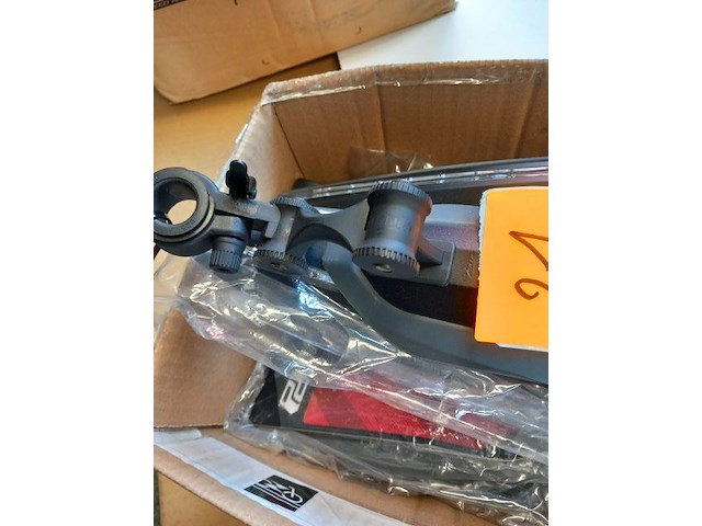 Spatbord - afbeelding 1 van  3