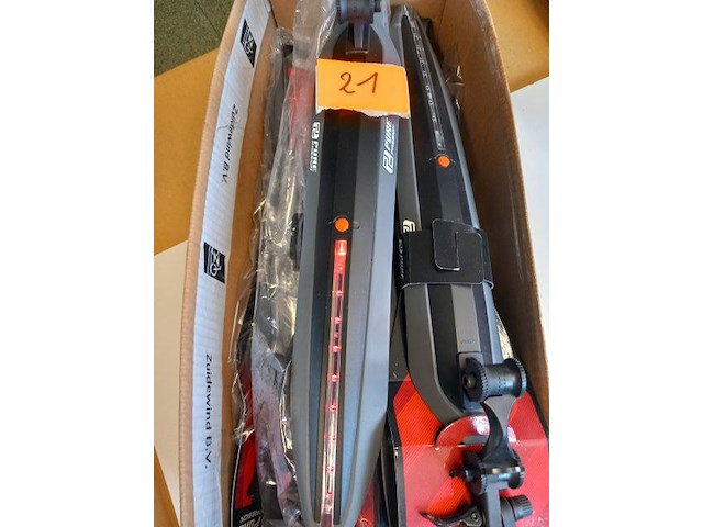 Spatbord - afbeelding 3 van  3