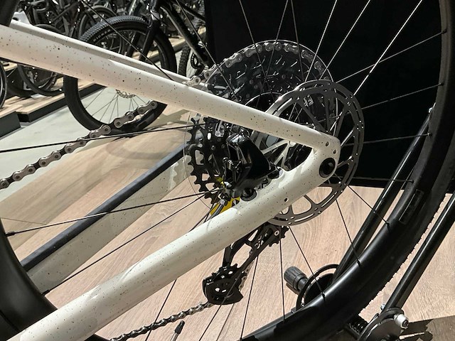 Specialized creo sl expert carbon blkprl/brch/blkprl 49 elektrische gravelbike - afbeelding 14 van  21