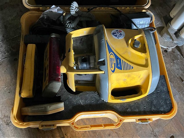 Spectra gl722 bouwlaser - afbeelding 2 van  5