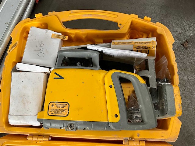 Spectra ll300n bouwlaser - afbeelding 1 van  3