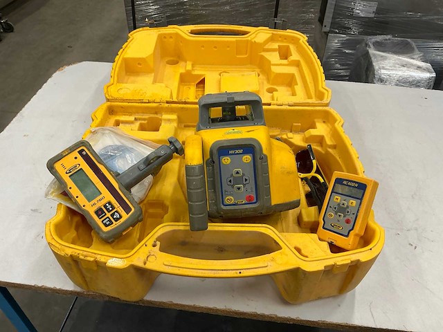 Spectra precision hv302 bouwlaser - afbeelding 1 van  8