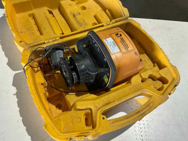 Spectra precision laserplane 500c bouwlaser - afbeelding 2 van  8