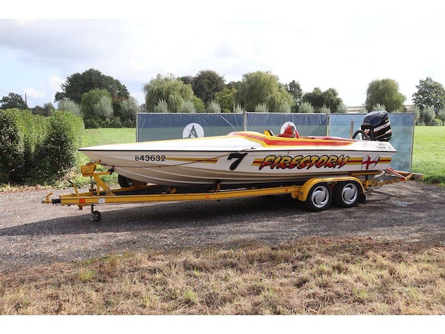 Speedboot bernico 21 firestorm benzine 300pk met trailer provi - afbeelding 1 van  1