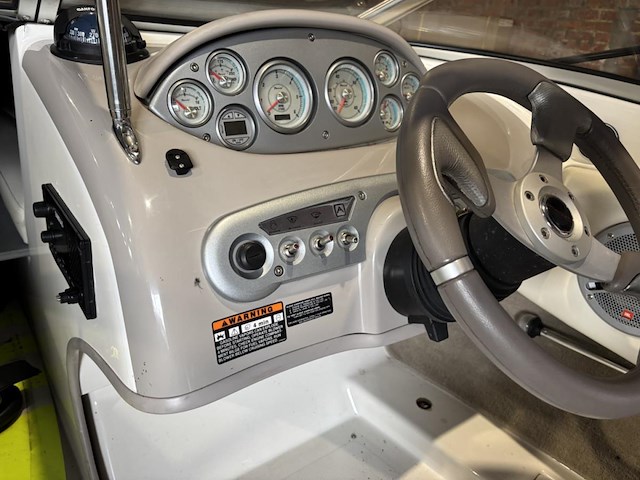 Speedboot maxum sr 3 bowrider - afbeelding 4 van  31