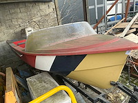 Speedboot op trailer - afbeelding 1 van  6