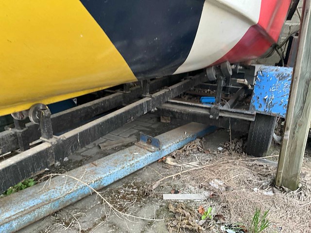 Speedboot op trailer - afbeelding 5 van  6