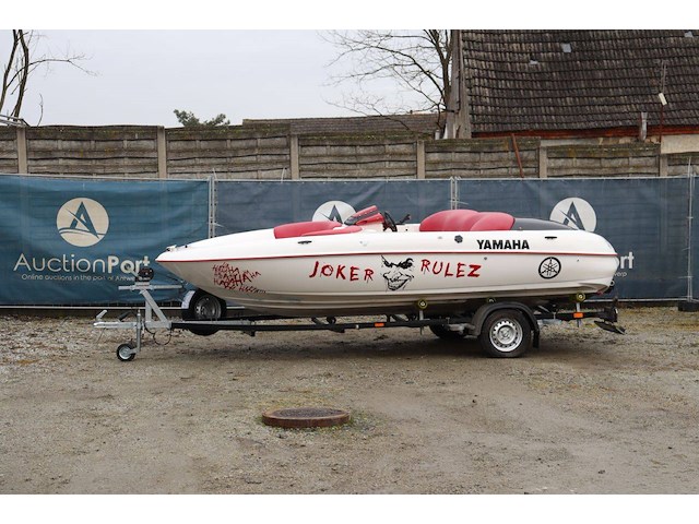 Speedboot yamaha ext1200w benzine 110pk met aanhangwagen - afbeelding 1 van  1