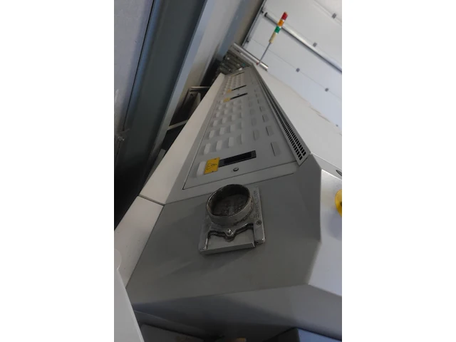 Speedline electrovert ( reflow-soldeeroven ) - afbeelding 8 van  9