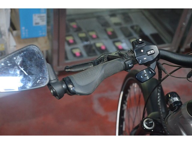 Speedpedelec flyer upstreets trapez/herren met lader , papieren en reserve sleutels - afbeelding 22 van  25