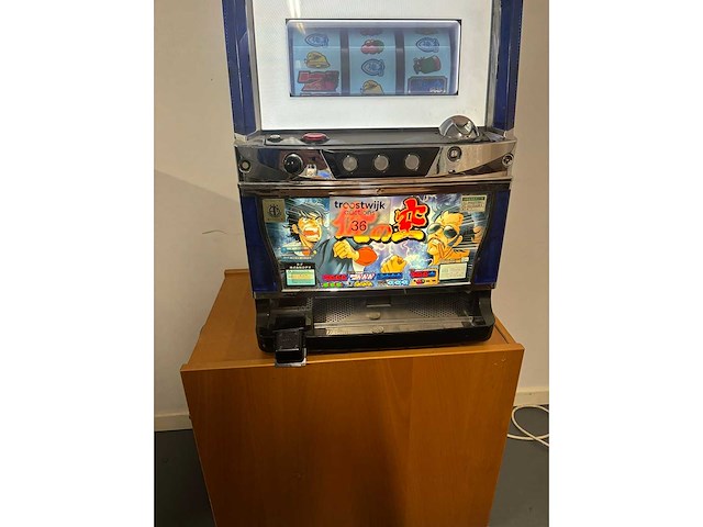 Speelautomaat - - verkoopautomaat - afbeelding 3 van  3