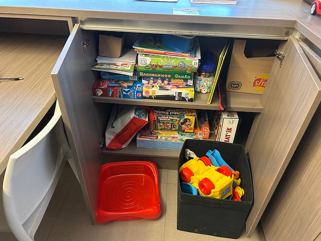 Speelgoed - afbeelding 1 van  4