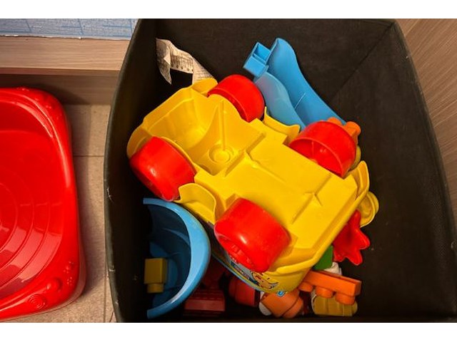 Speelgoed - afbeelding 2 van  4