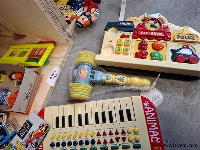 Speelgoed - afbeelding 2 van  2