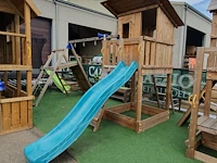 Speeltoestel blue-rabbit beach hut