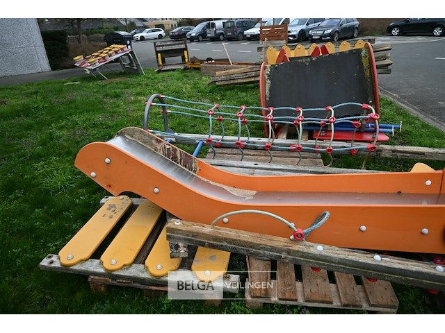 Speeltoestel klimmen-glijden - afbeelding 4 van  12