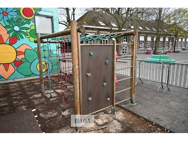 Speeltoestel met houten frame - afbeelding 3 van  9