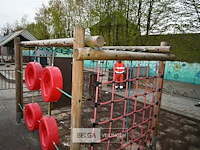 Speeltoestel met houten frame - afbeelding 8 van  9