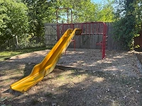 Speeltoestel + schommel