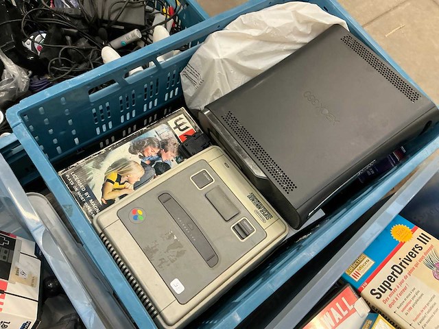 Spelconsole (3x) - afbeelding 5 van  8