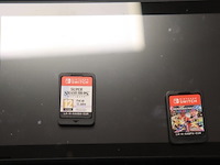Spelconsole nintendo switch plus 2 spelletjes, zonder kabels werking niet gekend - afbeelding 3 van  4