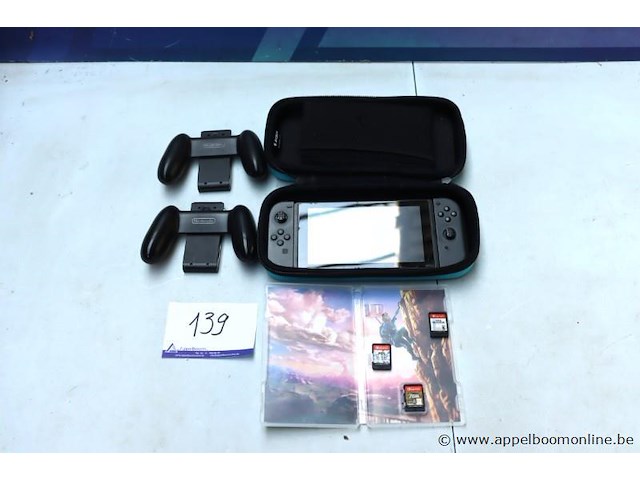 Spelconsole nintendo switch vv 3 spelletjes, zonder kabels, werking niet gekend - afbeelding 1 van  4