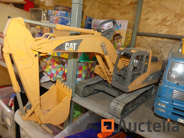 Spelletjes en speelgoed verschillend - afbeelding 3 van  10