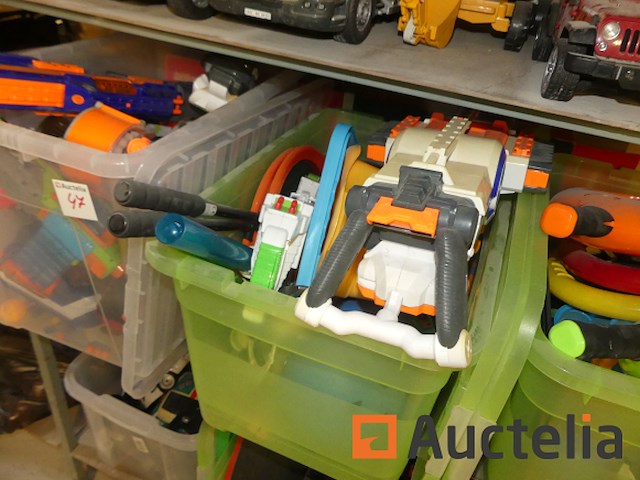 Spelletjes en speelgoed verschillend - afbeelding 5 van  10