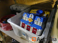 Spelletjes en speelgoed verschillend - afbeelding 11 van  12