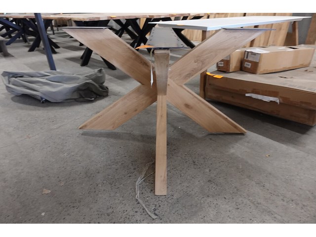 Spiderpoot in eik - afbeelding 3 van  4