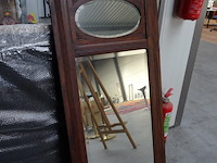 Spiegel in houten kader - afbeelding 2 van  2