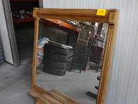 Spiegel in houten kader - afbeelding 1 van  2