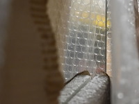 Spiegel op houten paneel - afbeelding 3 van  4