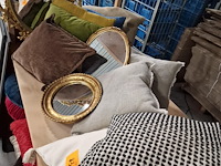 Spiegels en sierkussens - afbeelding 3 van  9