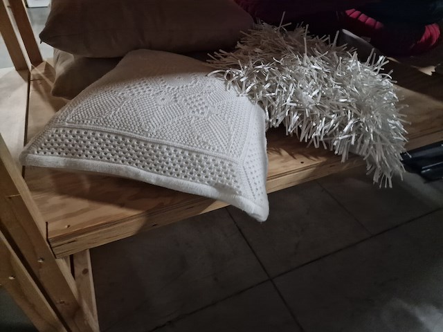 Spiegels en sierkussens - afbeelding 7 van  9