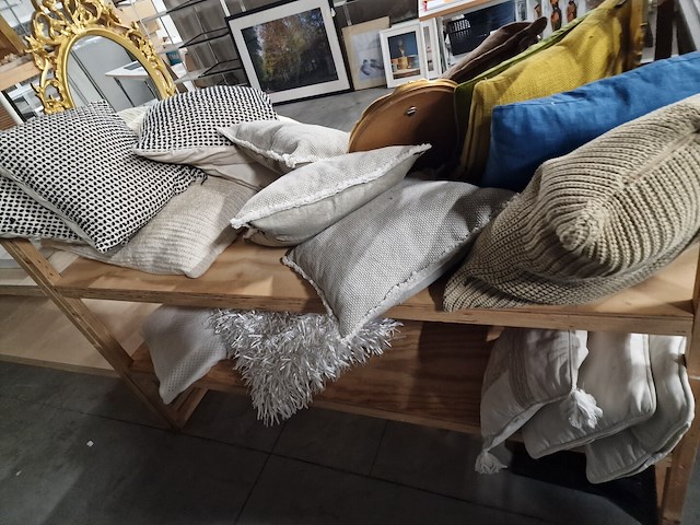 Spiegels en sierkussens - afbeelding 9 van  9