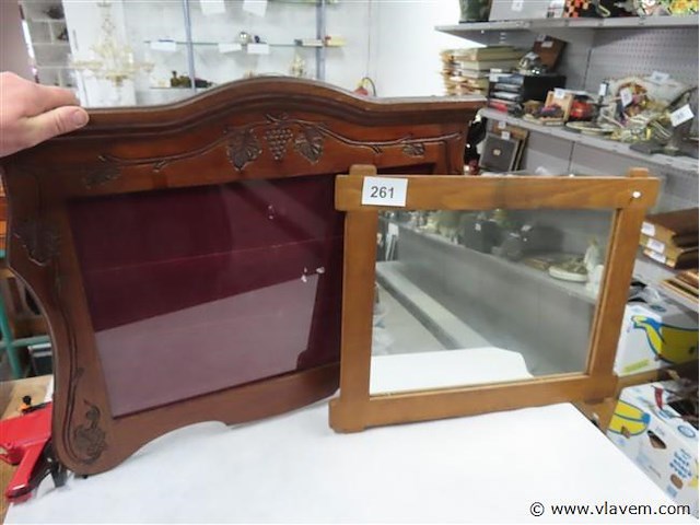 Spiegeltje en kader met glas - afbeelding 1 van  3