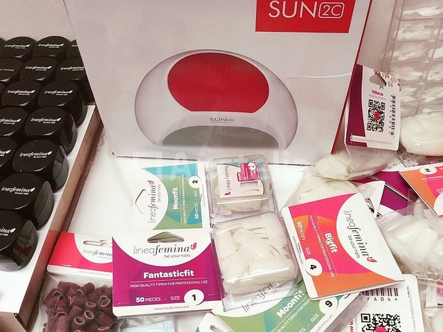 Spijkerkolf met uv/led-apparaat • 408 items • 235 ref. - afbeelding 24 van  29