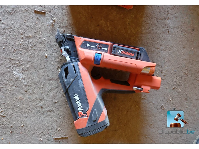 Spijkermachine met toebehoren - afbeelding 2 van  8