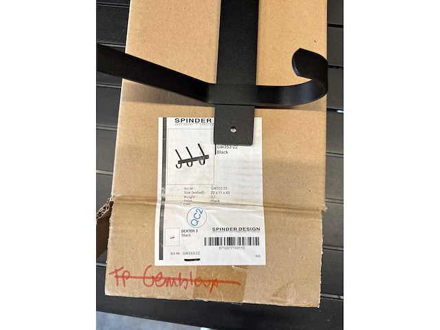 Spinder design dexter 3 kapstok - afbeelding 2 van  2