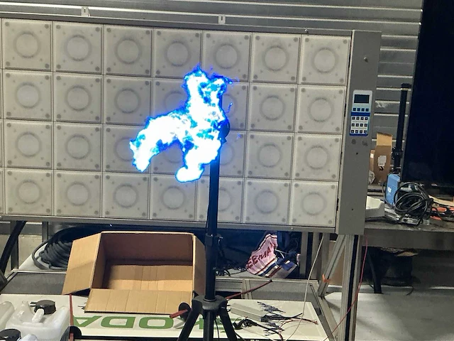 Spindisplay f100 cm – 3d-holografische roterende projector - afbeelding 1 van  9