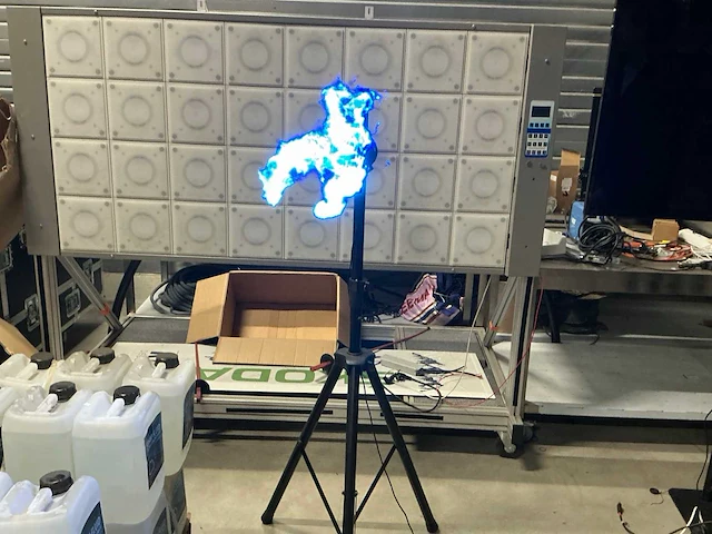 Spindisplay f100 cm – 3d-holografische roterende projector - afbeelding 2 van  9