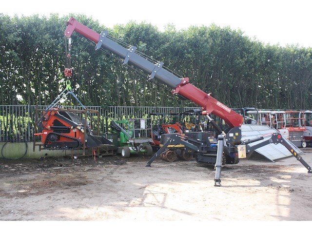 Spinkraan crawler yxc300 elektrisch+diesel 3000kg 9.2m nieuw - afbeelding 1 van  1