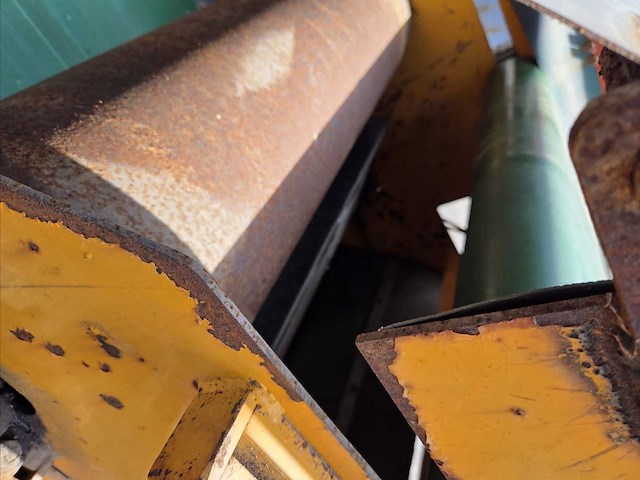 Spinnekop grader avr dewulf grader lump breaker grader met conveyor 3x400v - afbeelding 7 van  10