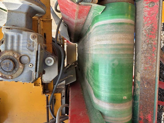 Spinnekop grader avr dewulf grader lump breaker grader met conveyor 3x400v - afbeelding 8 van  10