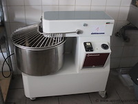 Spiraalkneder, diamond, nt33/m1, 1.3 kw, 230v, werking niet gekend